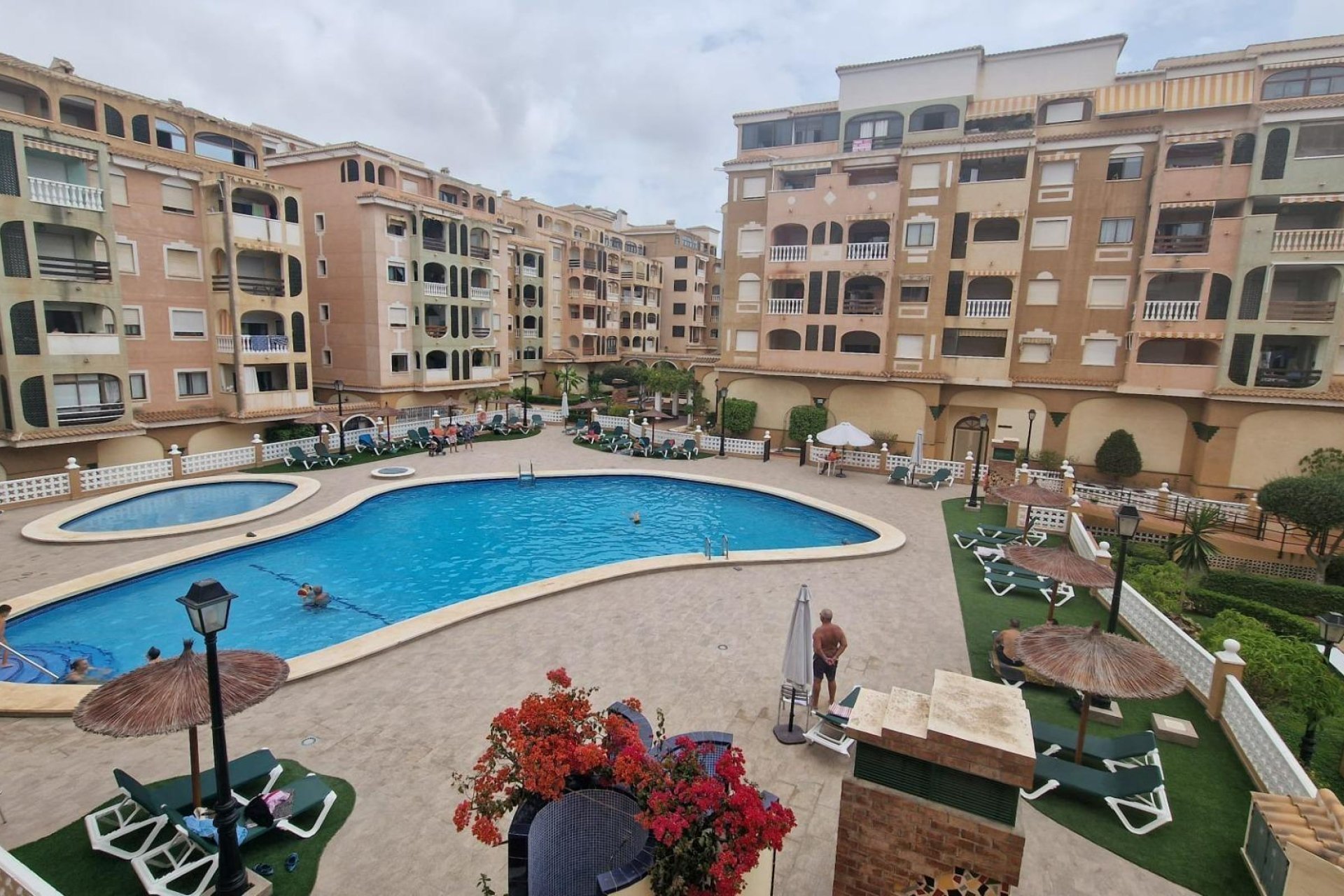 Herverkoop - Appartement / flat - Torrevieja - Center