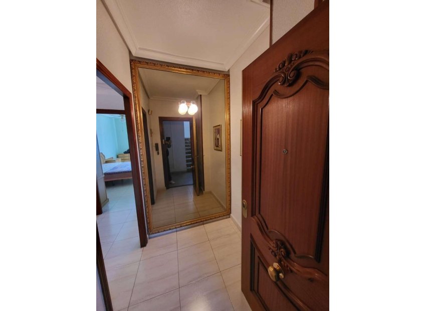 Herverkoop - Appartement / flat - Torrevieja - Center