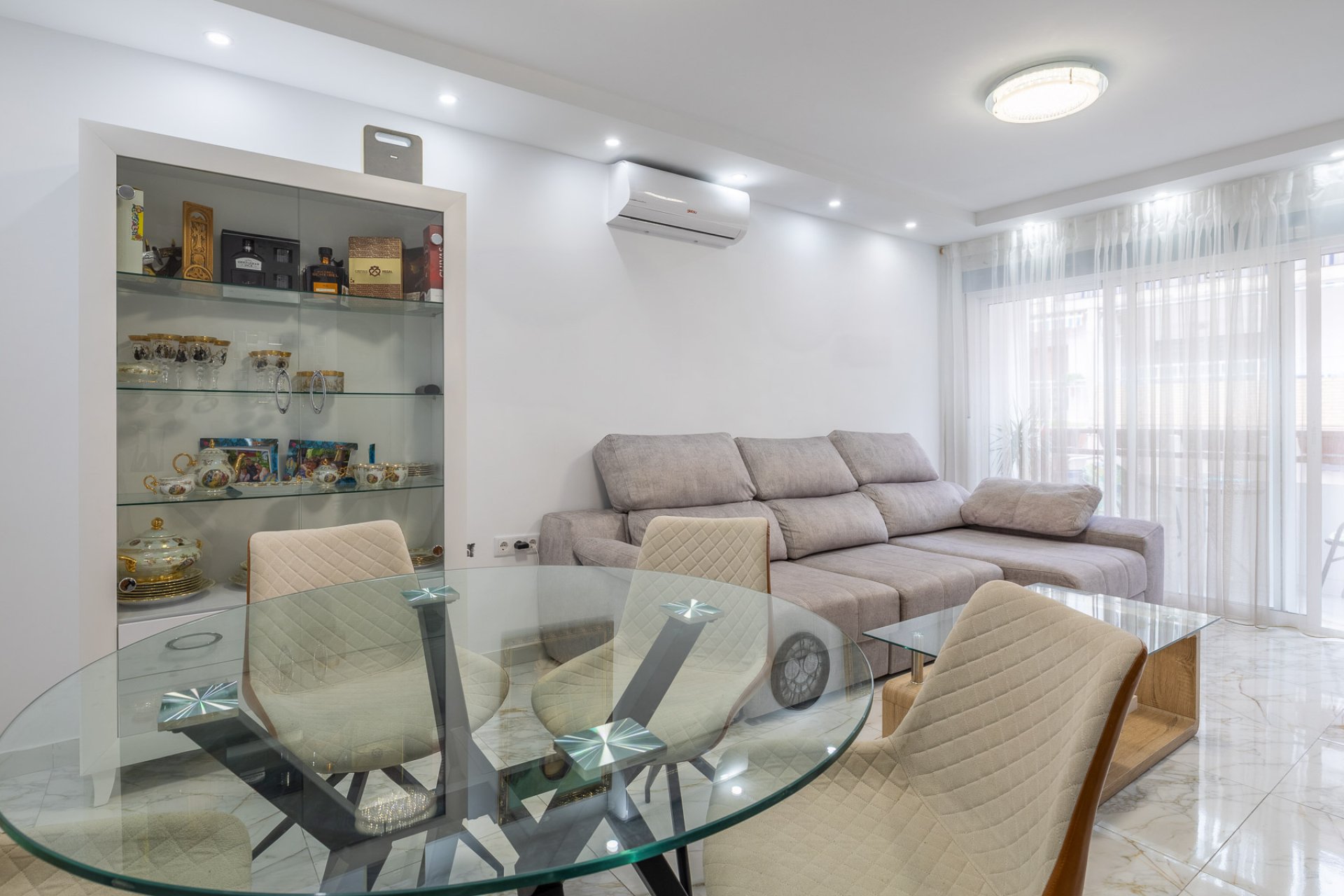 Herverkoop - Appartement / flat - Torrevieja - Center