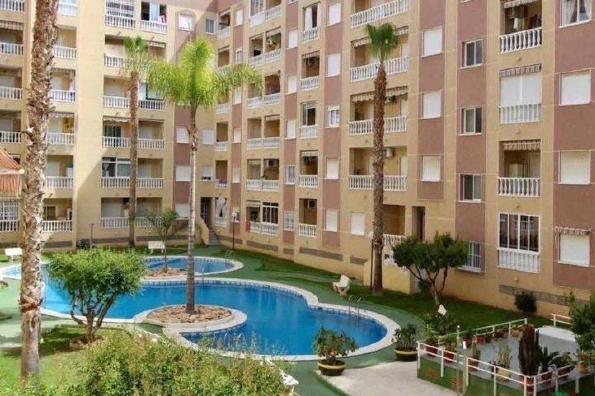 Herverkoop - Appartement / flat - Torrevieja - Center