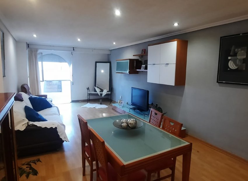 Herverkoop - Appartement / flat - Torrevieja - Center