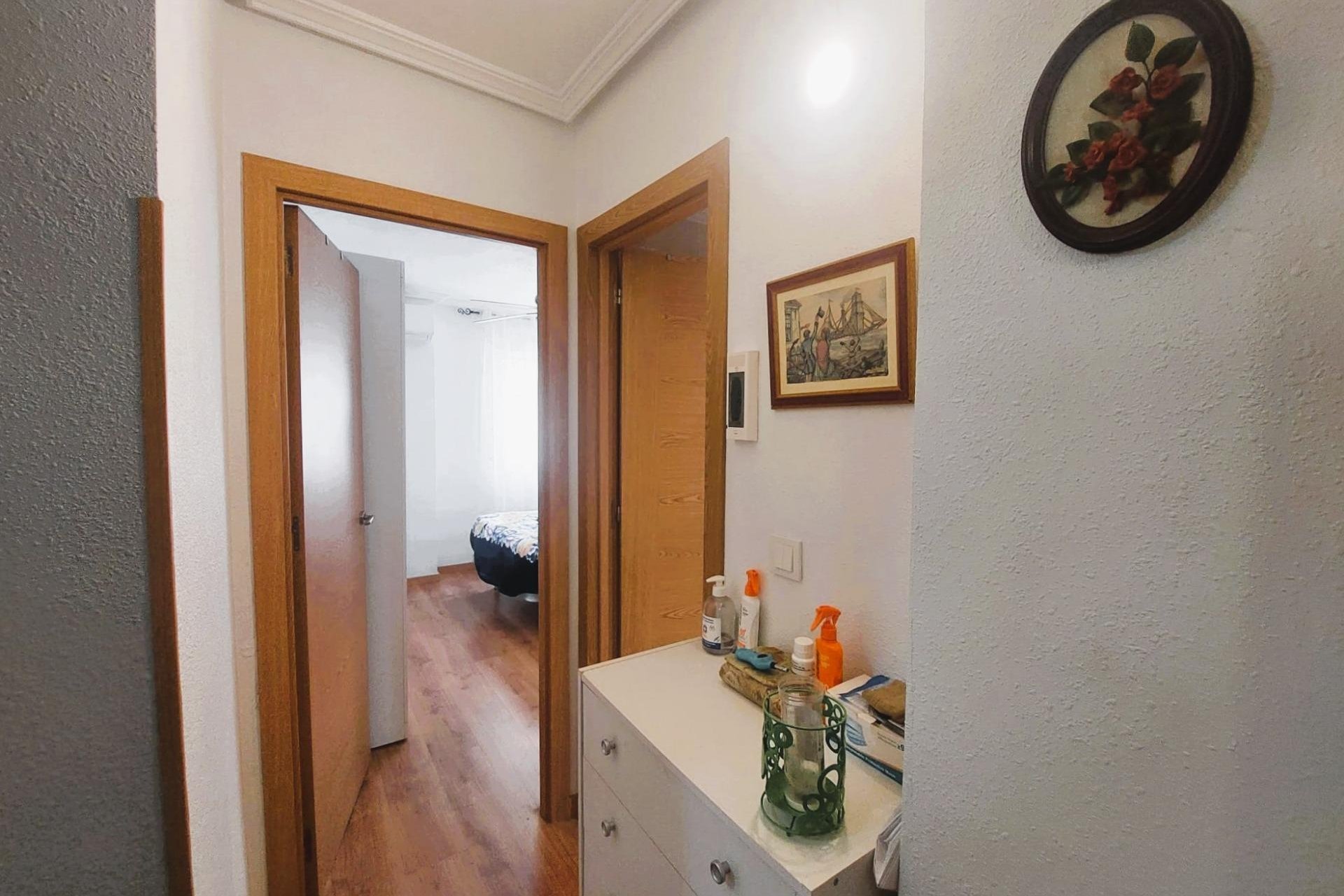 Herverkoop - Appartement / flat - Torrevieja - Center