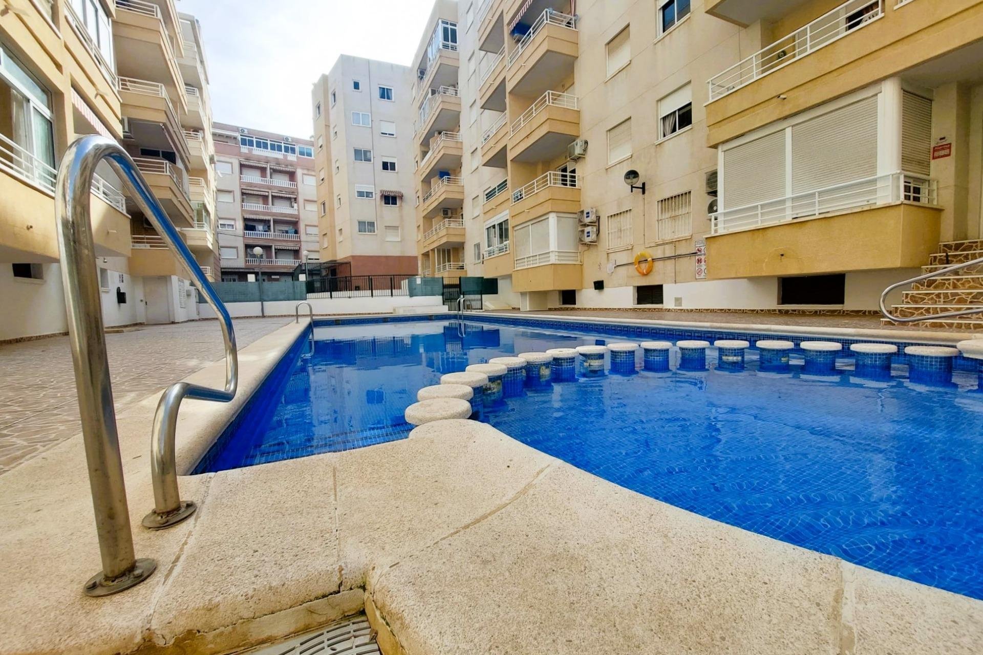 Herverkoop - Appartement / flat - Torrevieja - Center