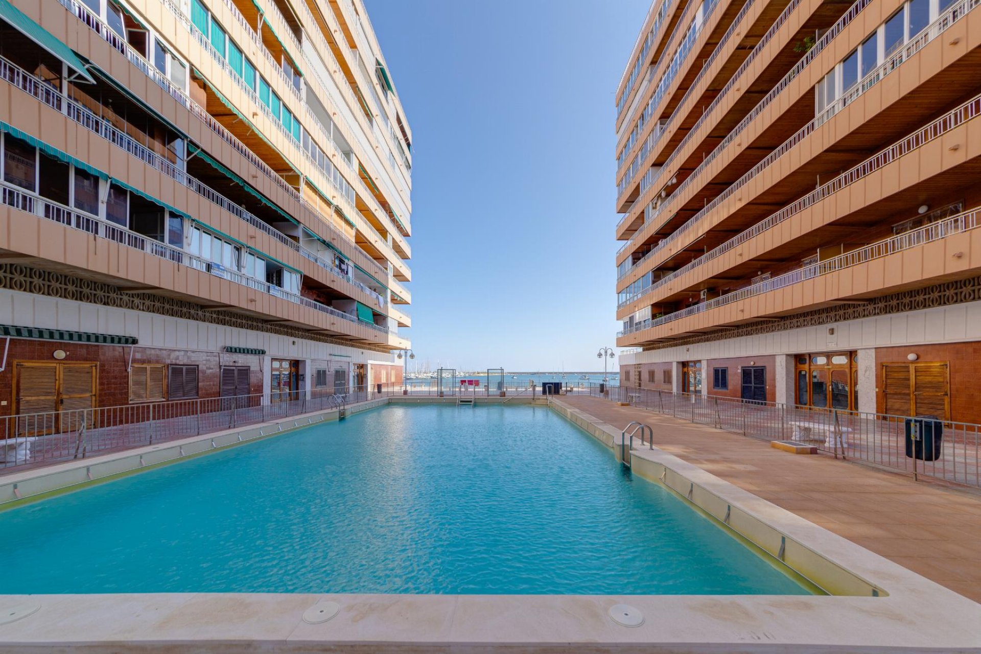 Herverkoop - Appartement / flat - Torrevieja - El Acequión