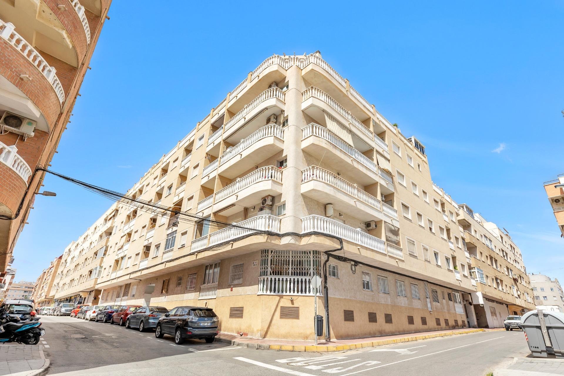 Herverkoop - Appartement / flat - Torrevieja - El molino