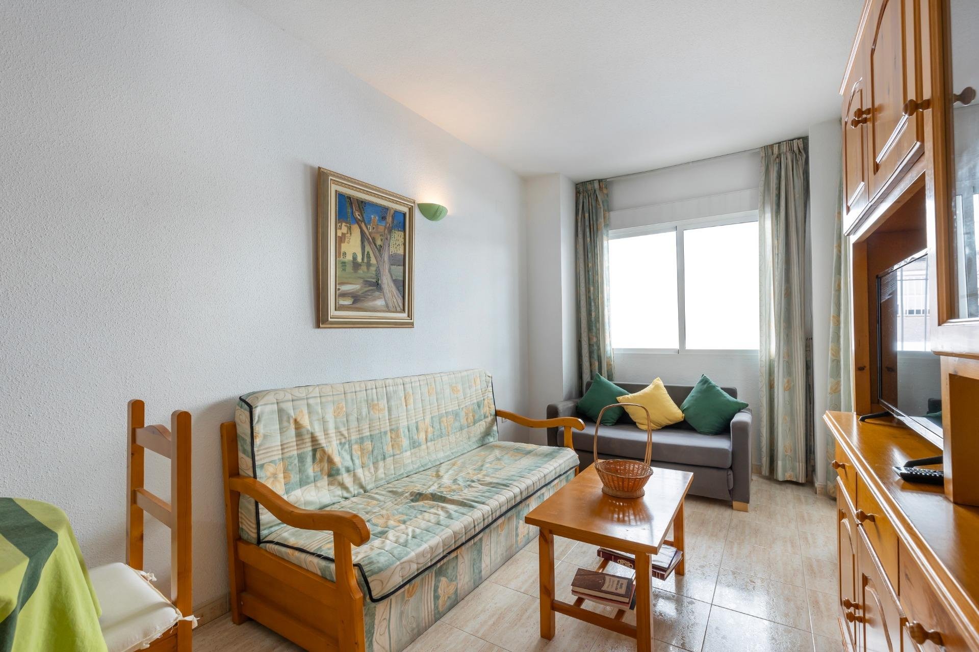 Herverkoop - Appartement / flat - Torrevieja - Estacion de autobuses