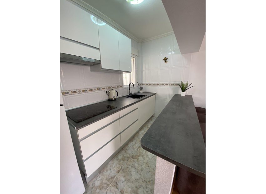 Herverkoop - Appartement / flat - Torrevieja - Estacion de autobuses