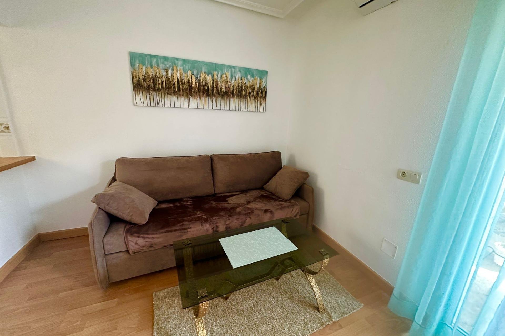 Herverkoop - Appartement / flat - Torrevieja - Estacion de autobuses