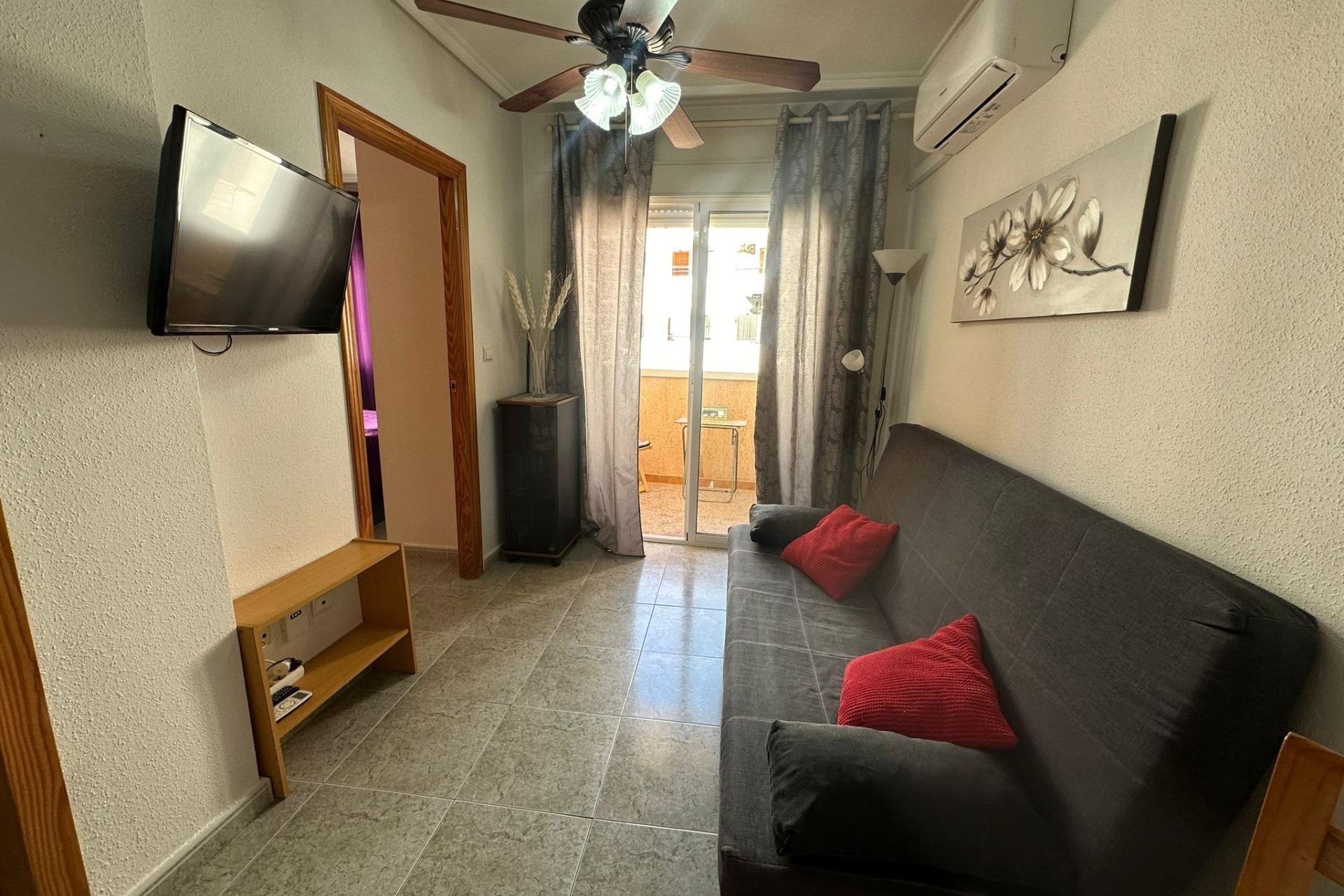 Herverkoop - Appartement / flat - Torrevieja - Estacion de autobuses