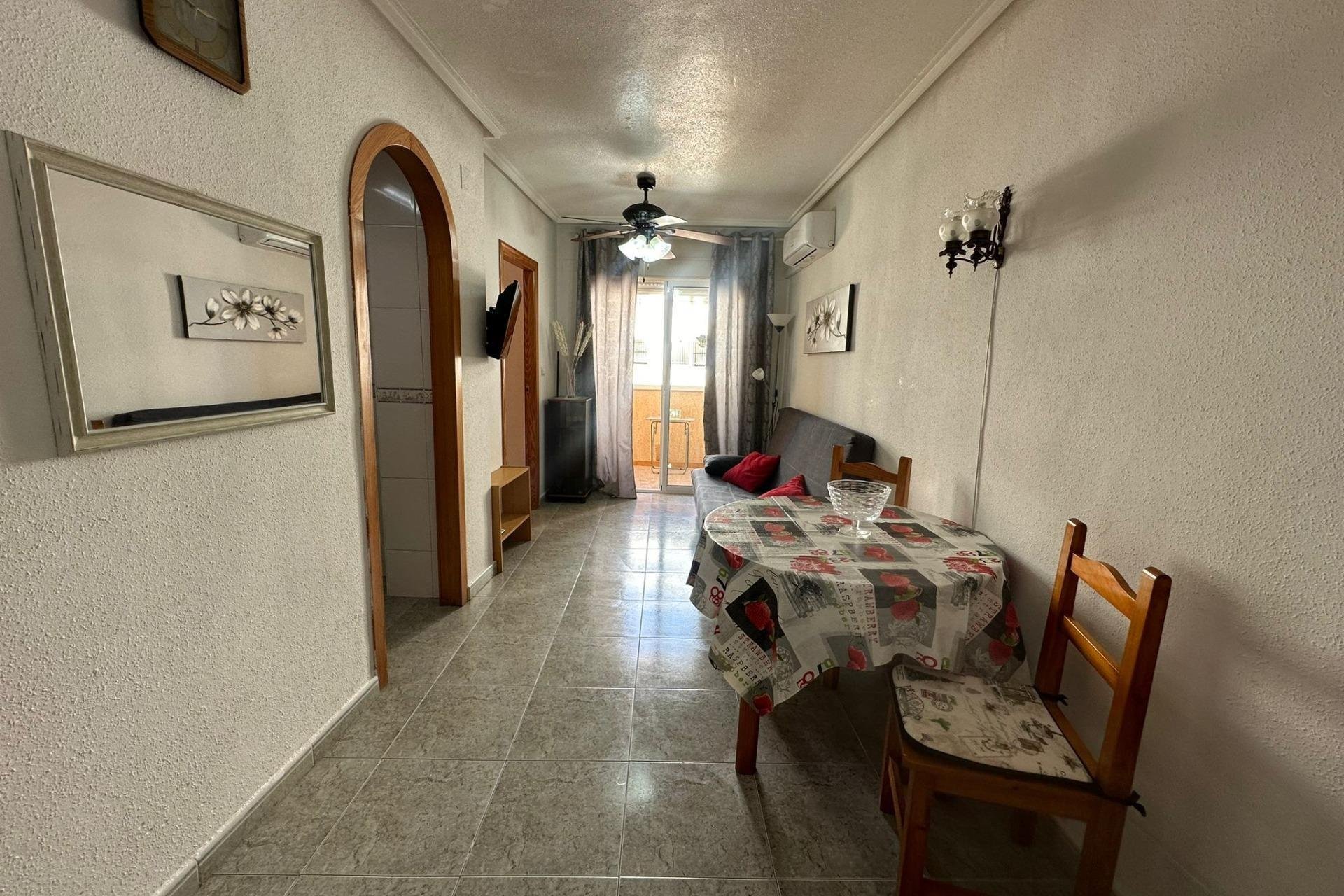 Herverkoop - Appartement / flat - Torrevieja - Estacion de autobuses