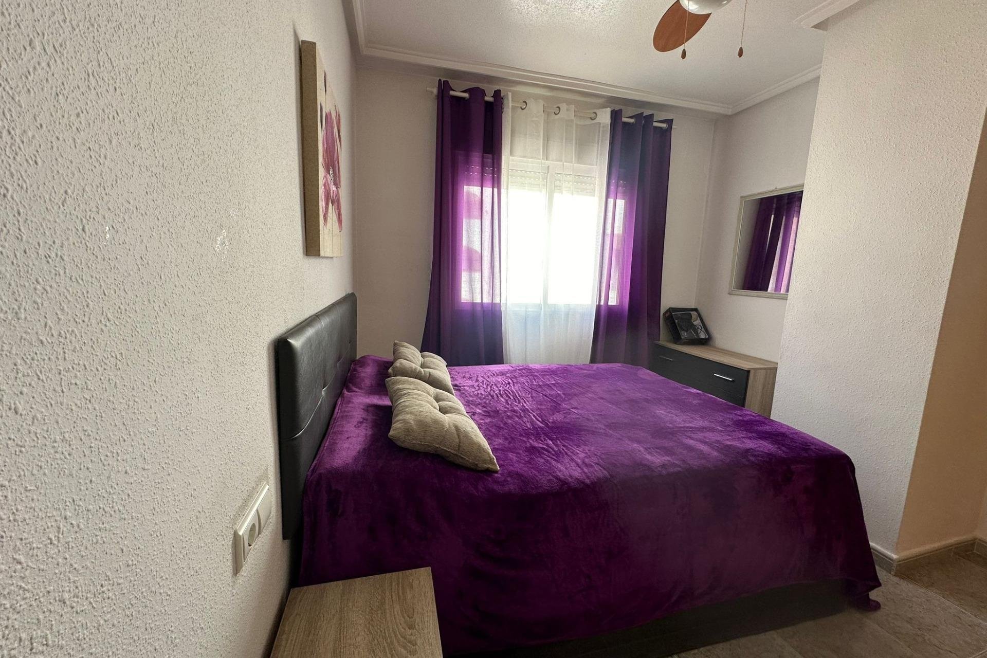 Herverkoop - Appartement / flat - Torrevieja - Estacion de autobuses