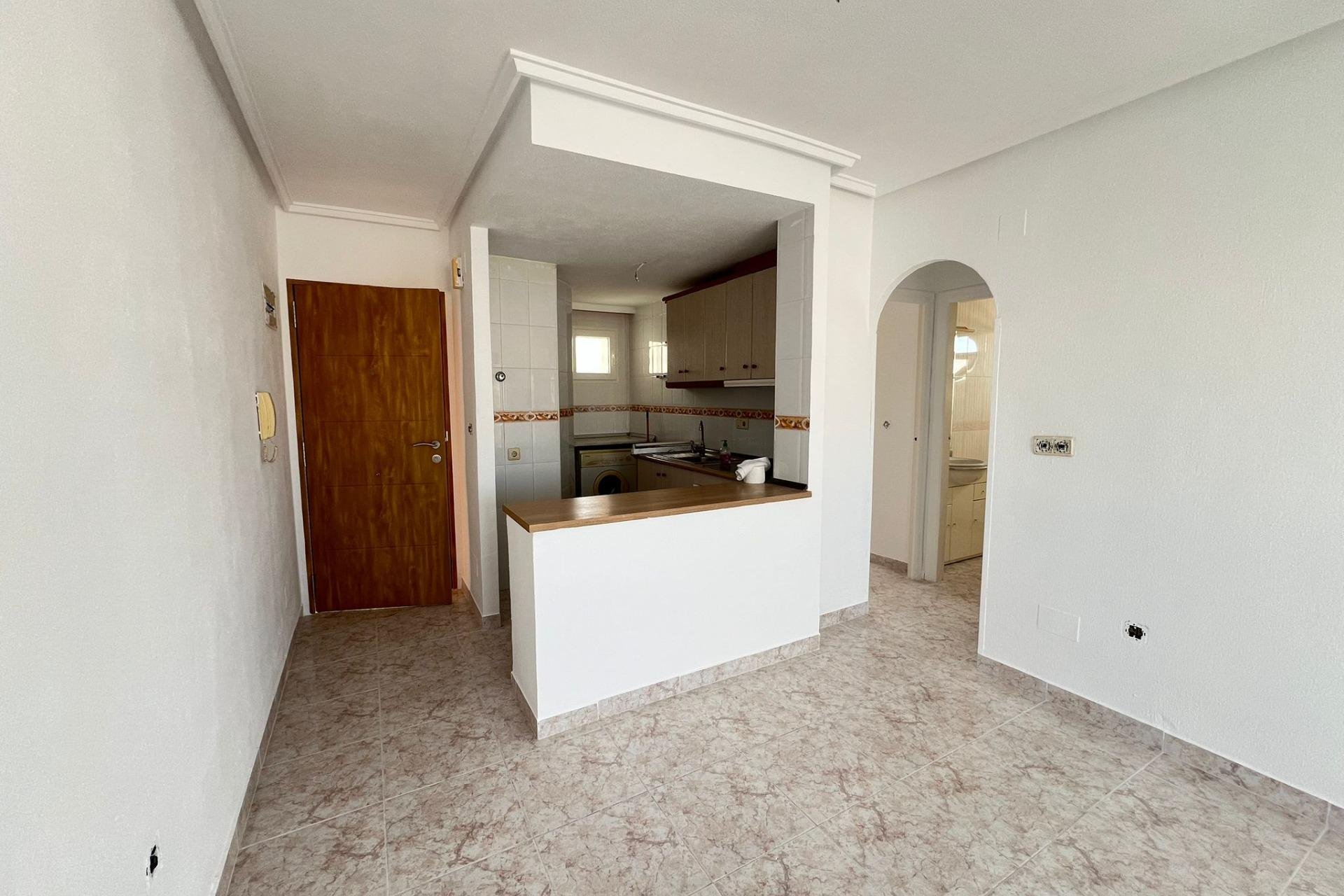 Herverkoop - Appartement / flat - Torrevieja - Estacion de autobuses