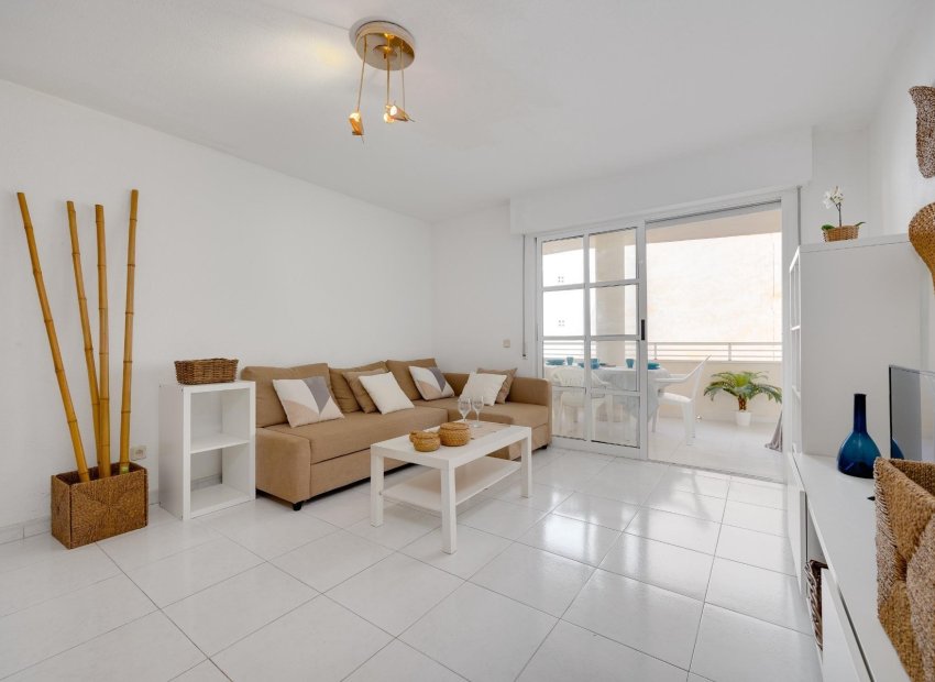 Herverkoop - Appartement / flat - Torrevieja - Estacion de autobuses