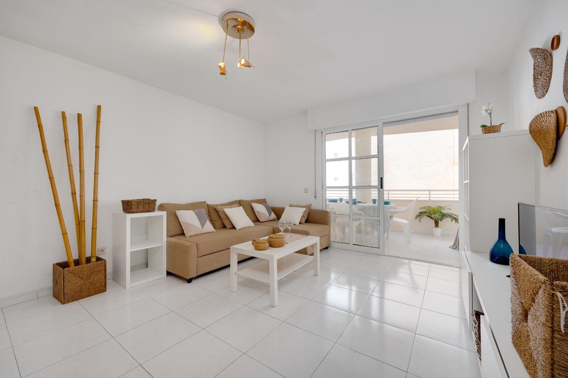 Herverkoop - Appartement / flat - Torrevieja - Estacion de autobuses