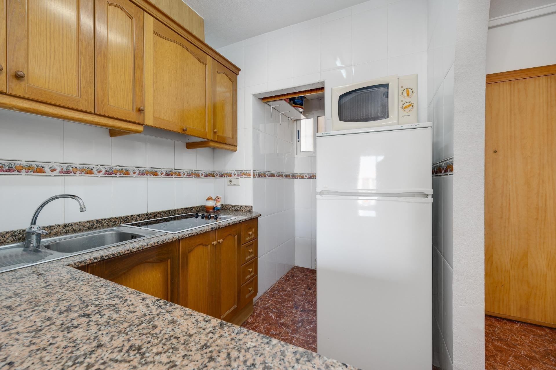 Herverkoop - Appartement / flat - Torrevieja - Estacion de autobuses