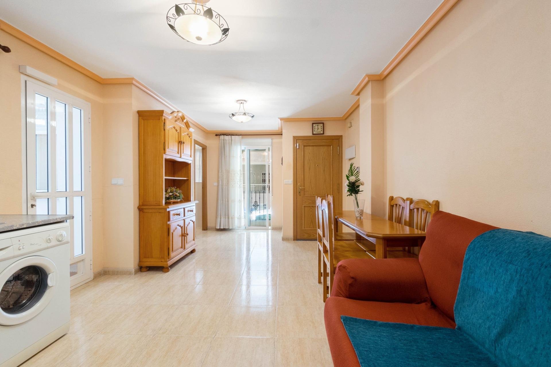 Herverkoop - Appartement / flat - Torrevieja - Estacion de autobuses