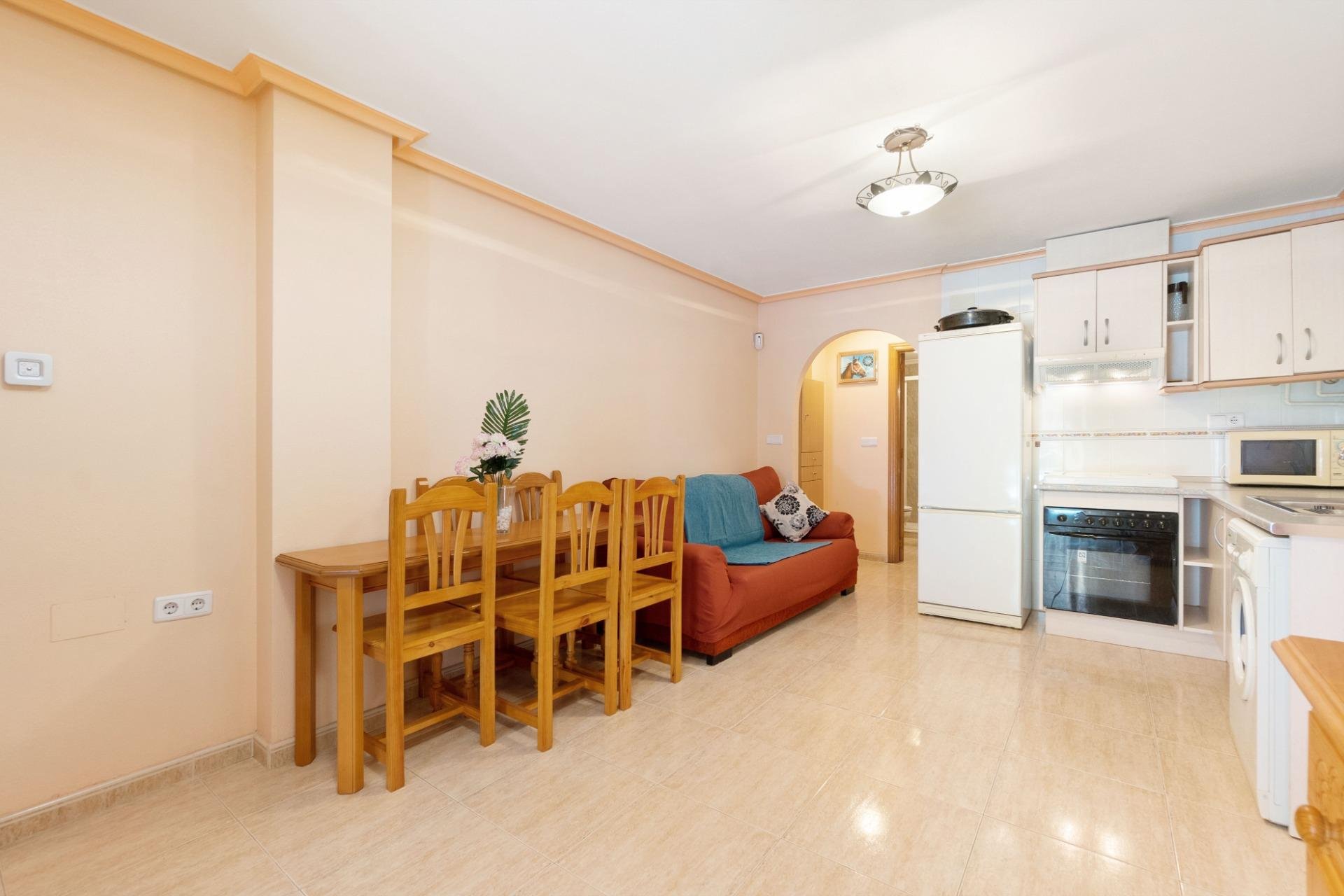 Herverkoop - Appartement / flat - Torrevieja - Estacion de autobuses