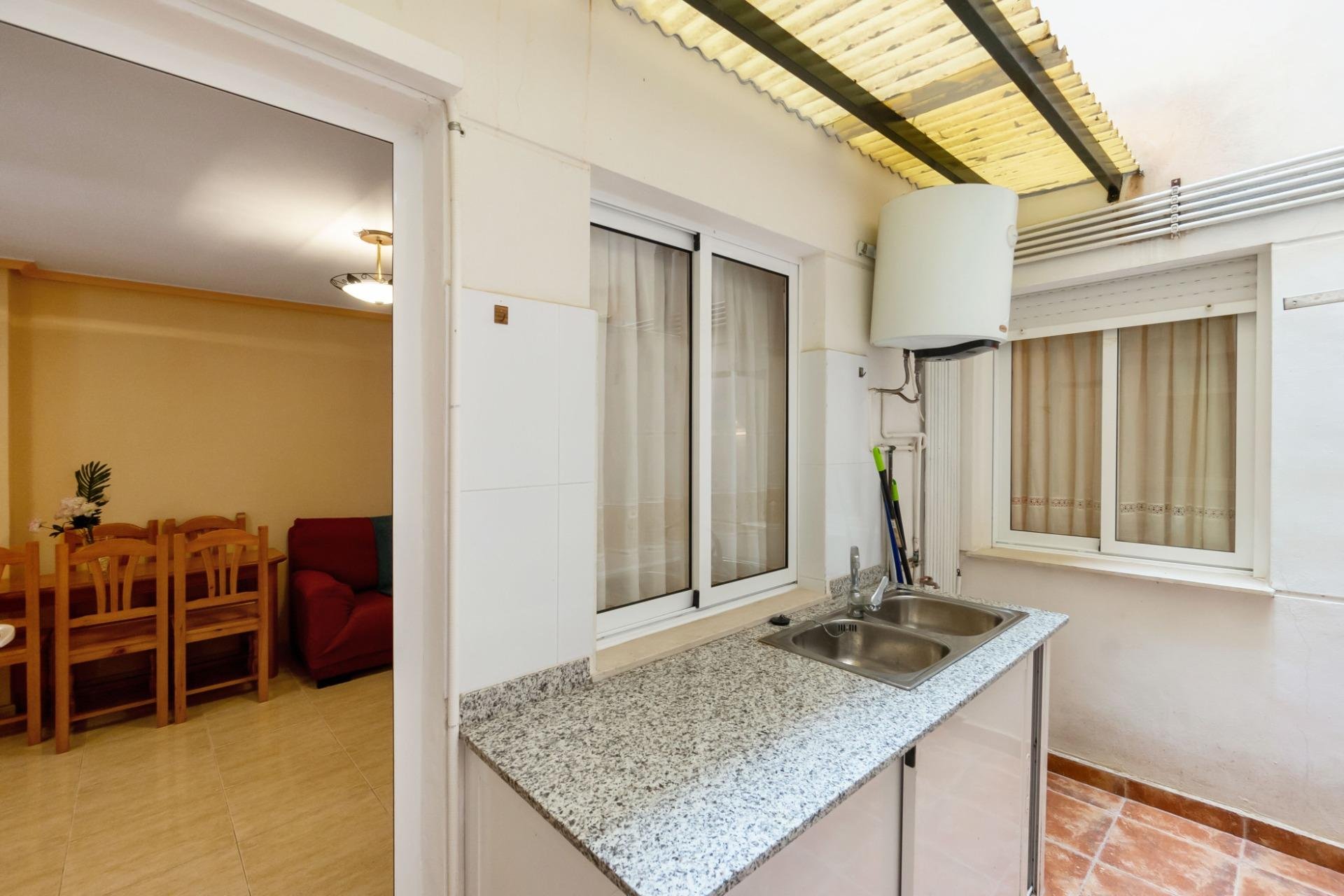 Herverkoop - Appartement / flat - Torrevieja - Estacion de autobuses