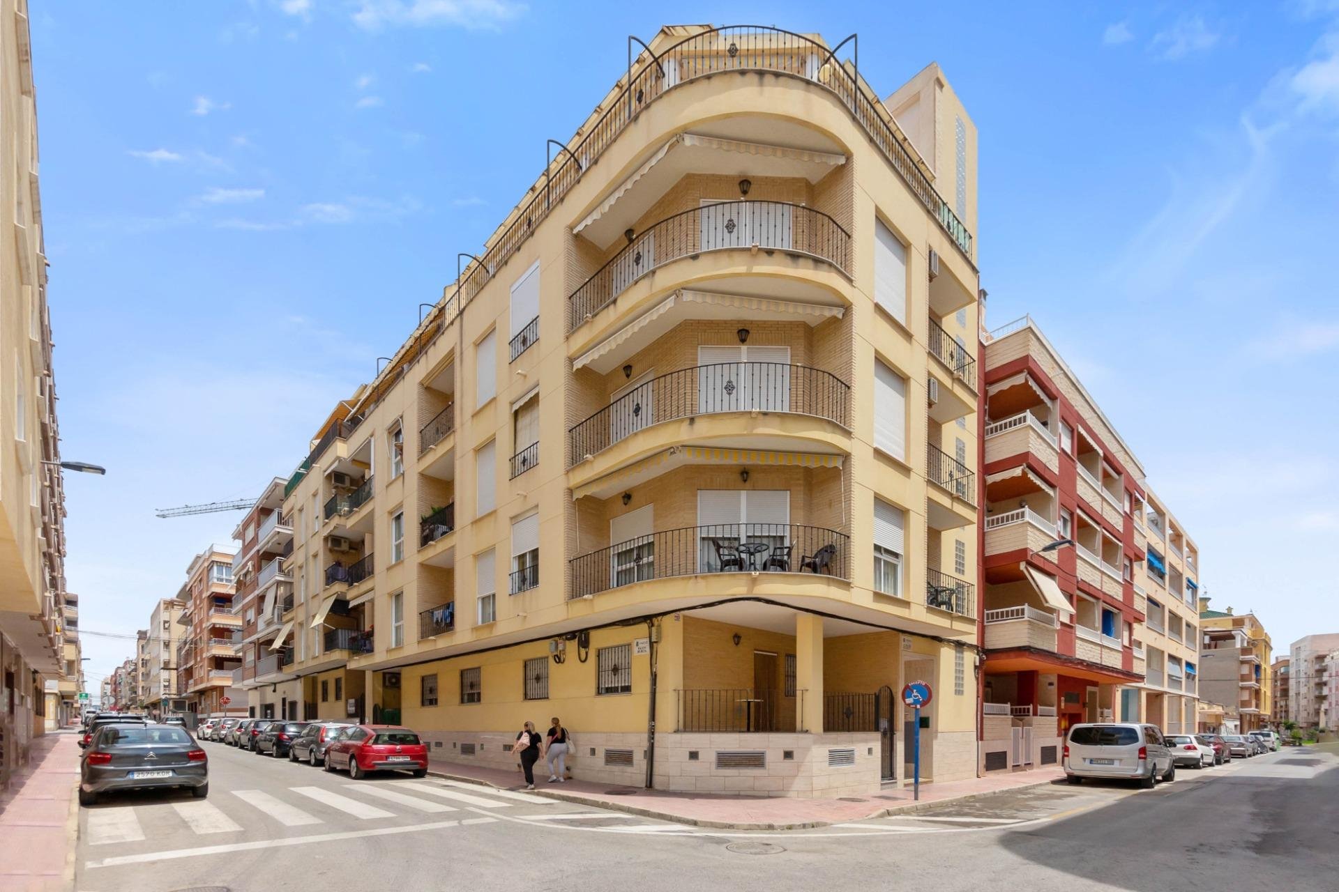 Herverkoop - Appartement / flat - Torrevieja - Estacion de autobuses