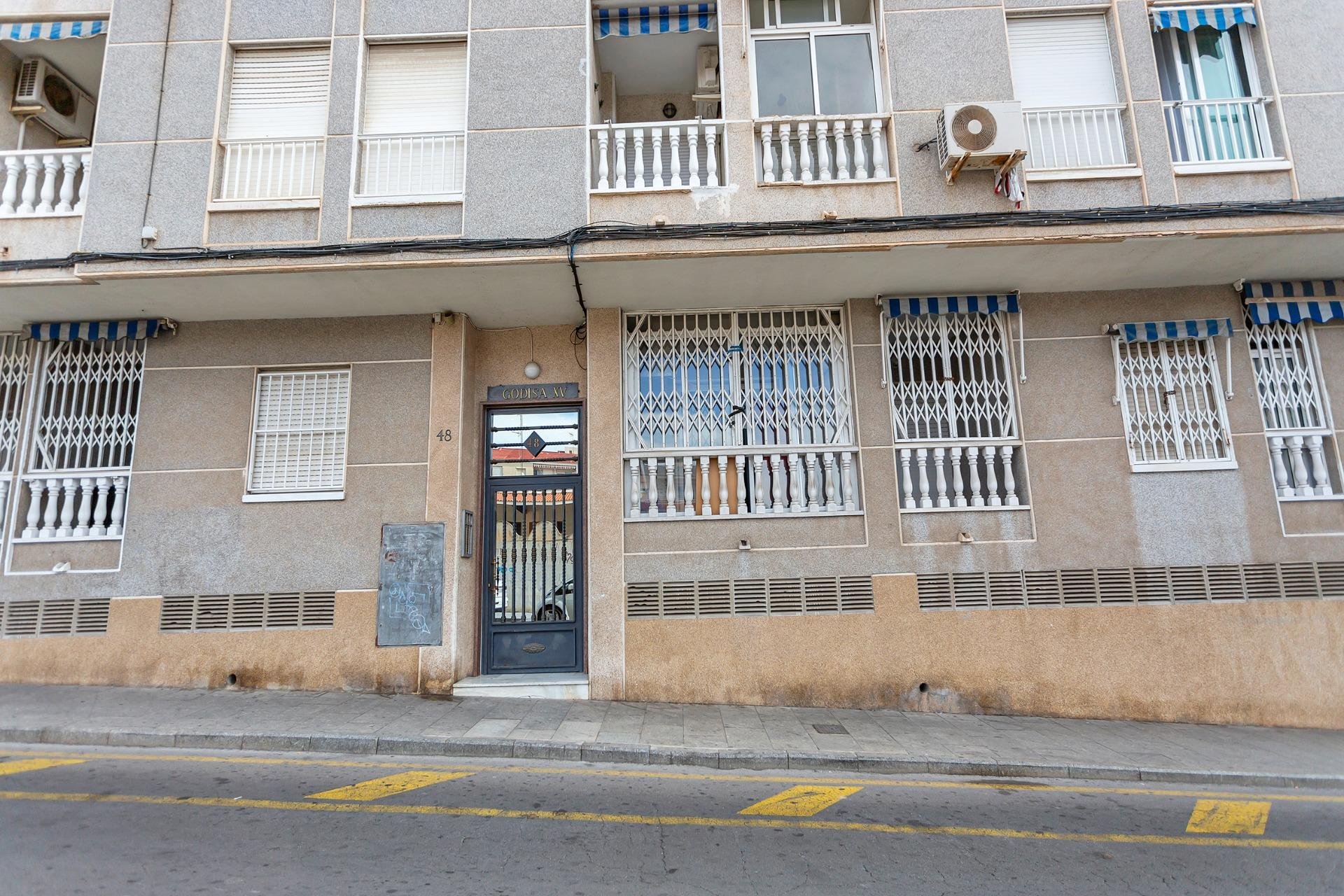 Herverkoop - Appartement / flat - Torrevieja - Estacion de autobuses