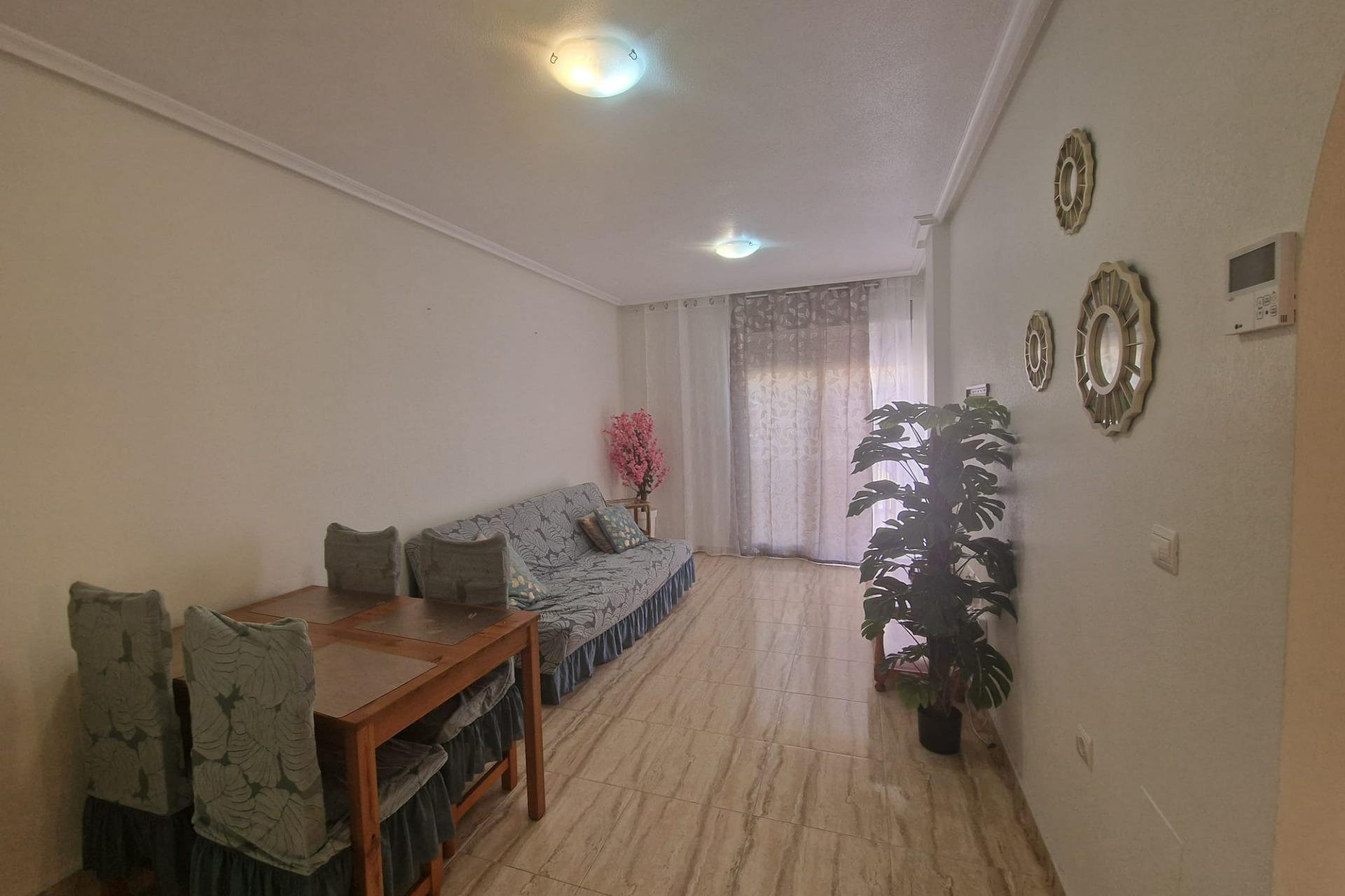 Herverkoop - Appartement / flat - Torrevieja - Habaneras