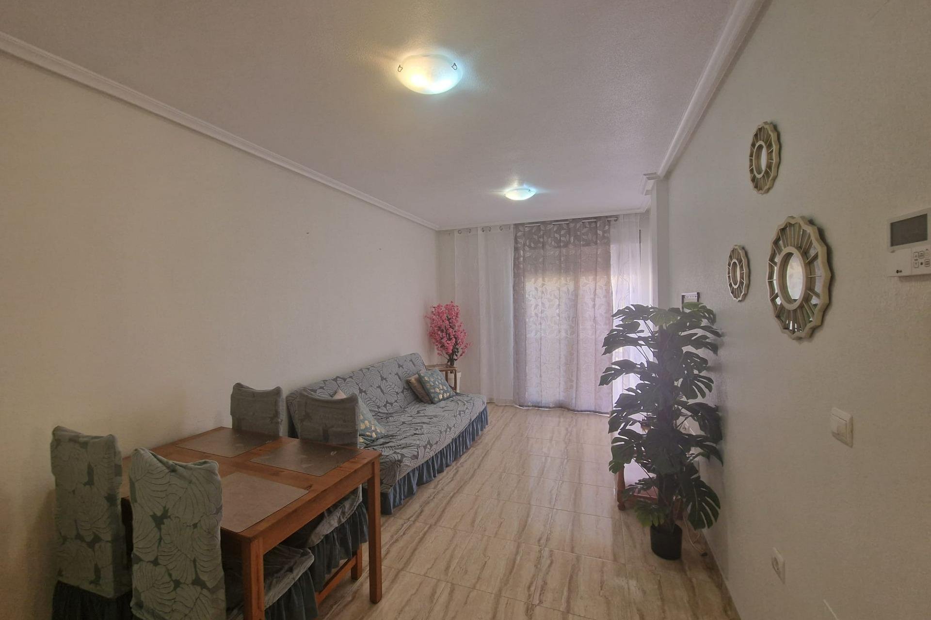 Herverkoop - Appartement / flat - Torrevieja - Habaneras