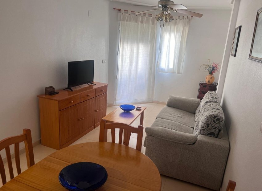 Herverkoop - Appartement / flat - Torrevieja - Habaneras