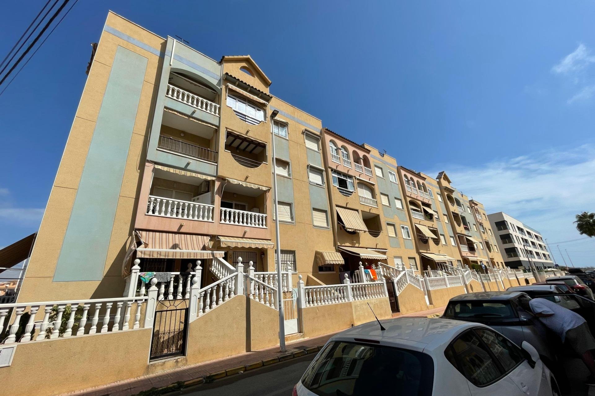 Herverkoop - Appartement / flat - Torrevieja - La Mata pueblo