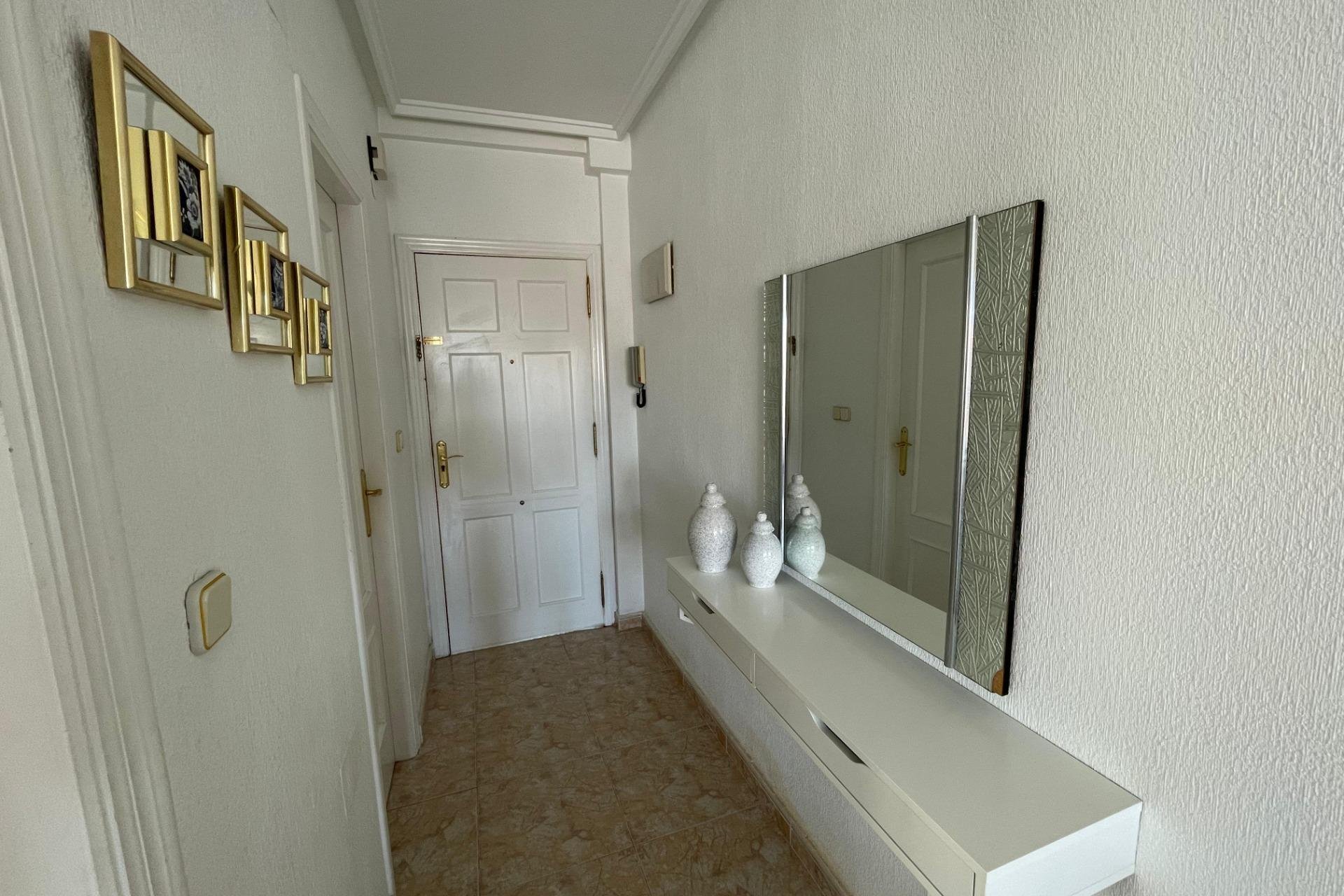 Herverkoop - Appartement / flat - Torrevieja - La Mata pueblo