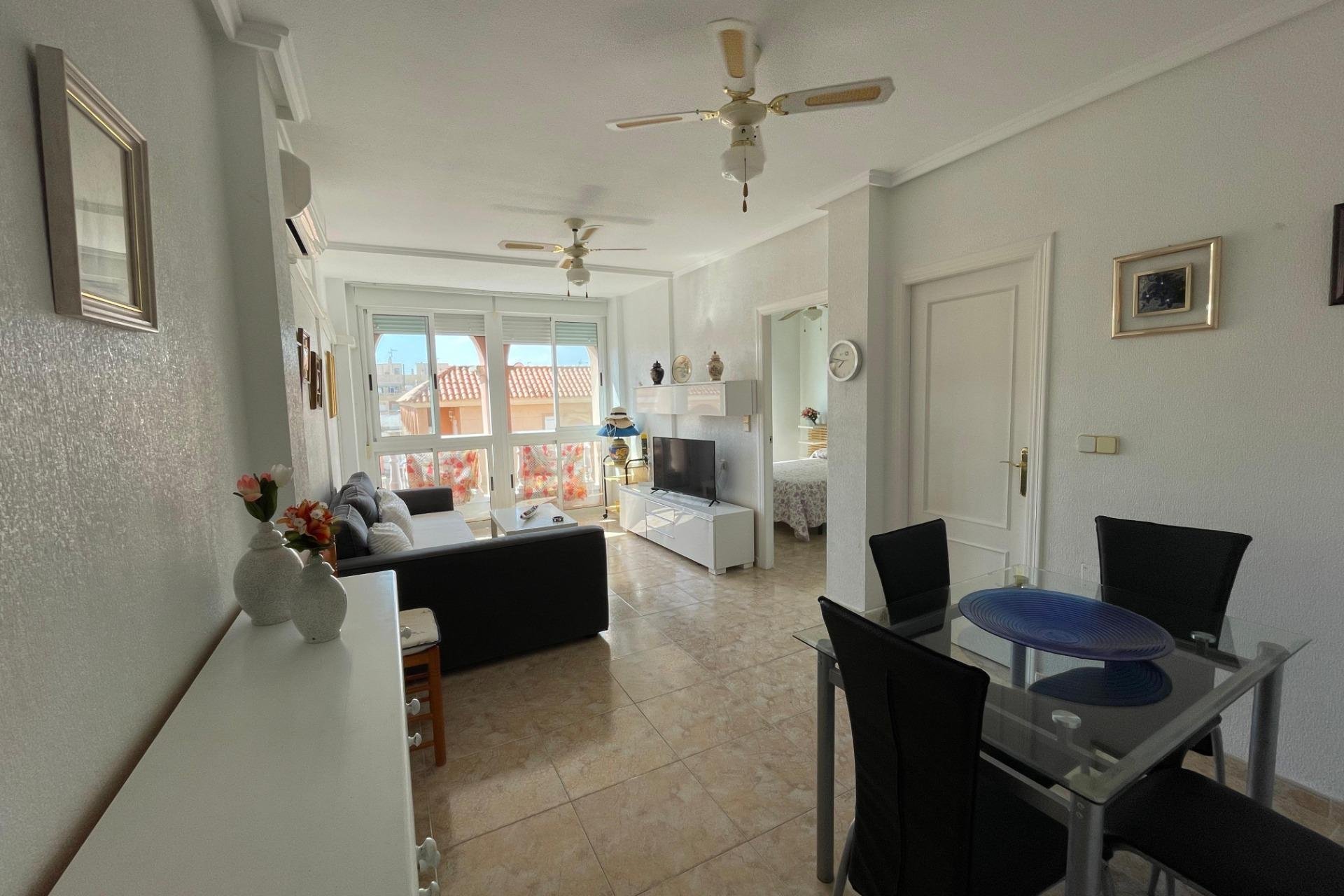 Herverkoop - Appartement / flat - Torrevieja - La Mata pueblo