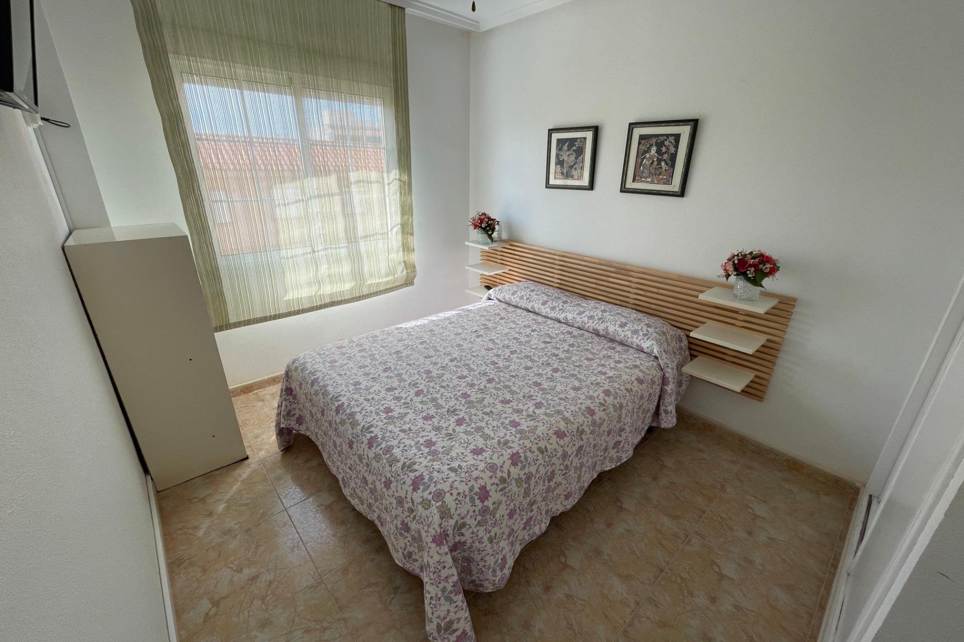 Herverkoop - Appartement / flat - Torrevieja - La Mata pueblo