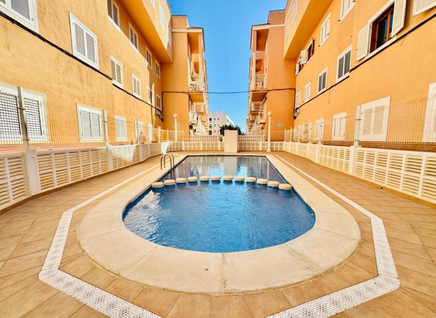 Herverkoop - Appartement / flat - Torrevieja - La Mata