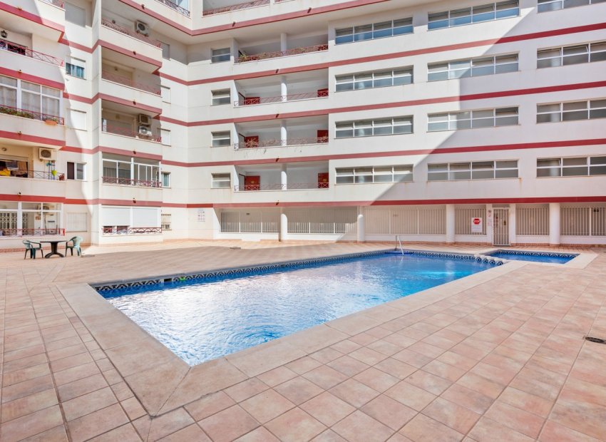 Herverkoop - Appartement / flat - Torrevieja - Parque las naciones