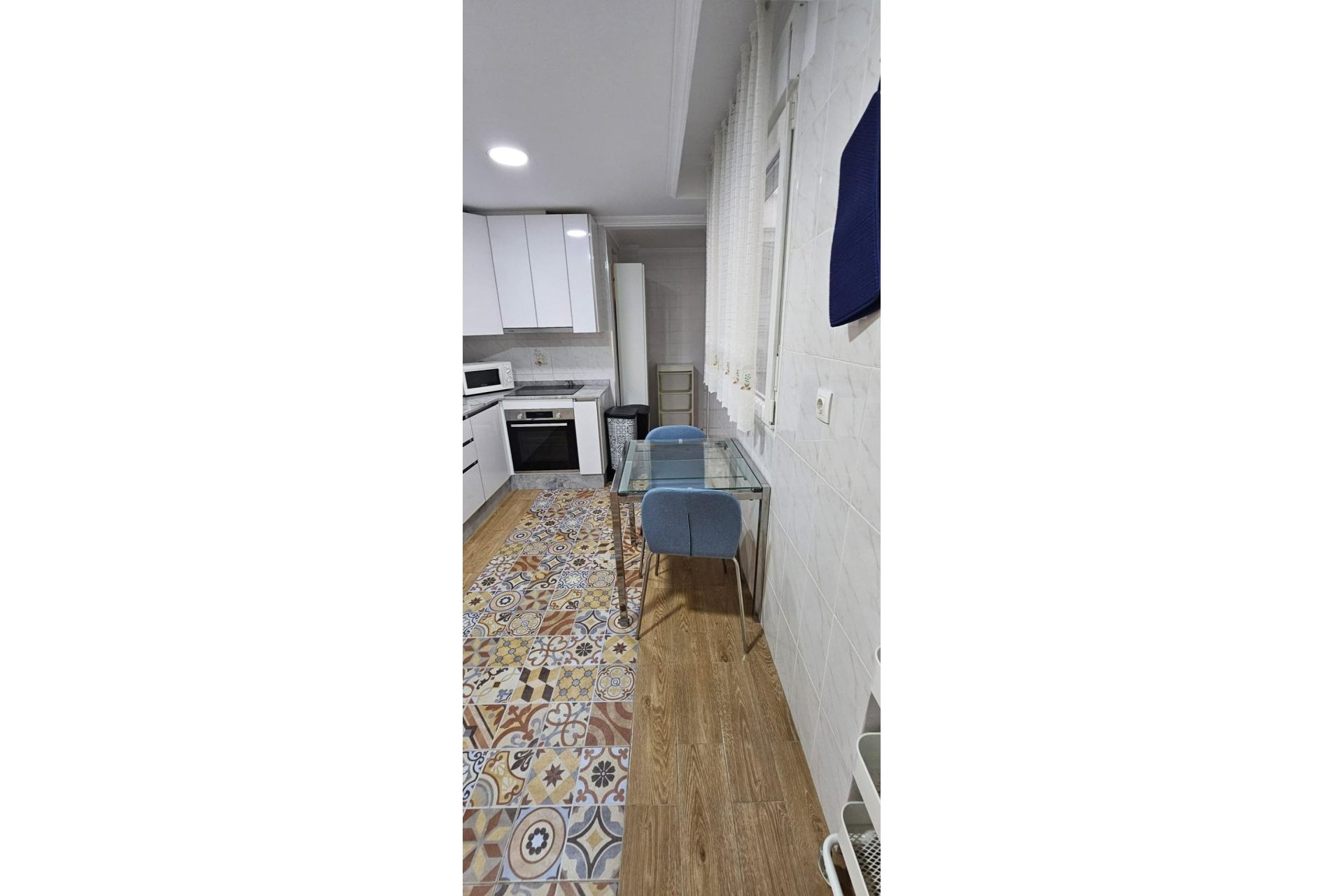 Herverkoop - Appartement / flat - Torrevieja - Paseo maritimo