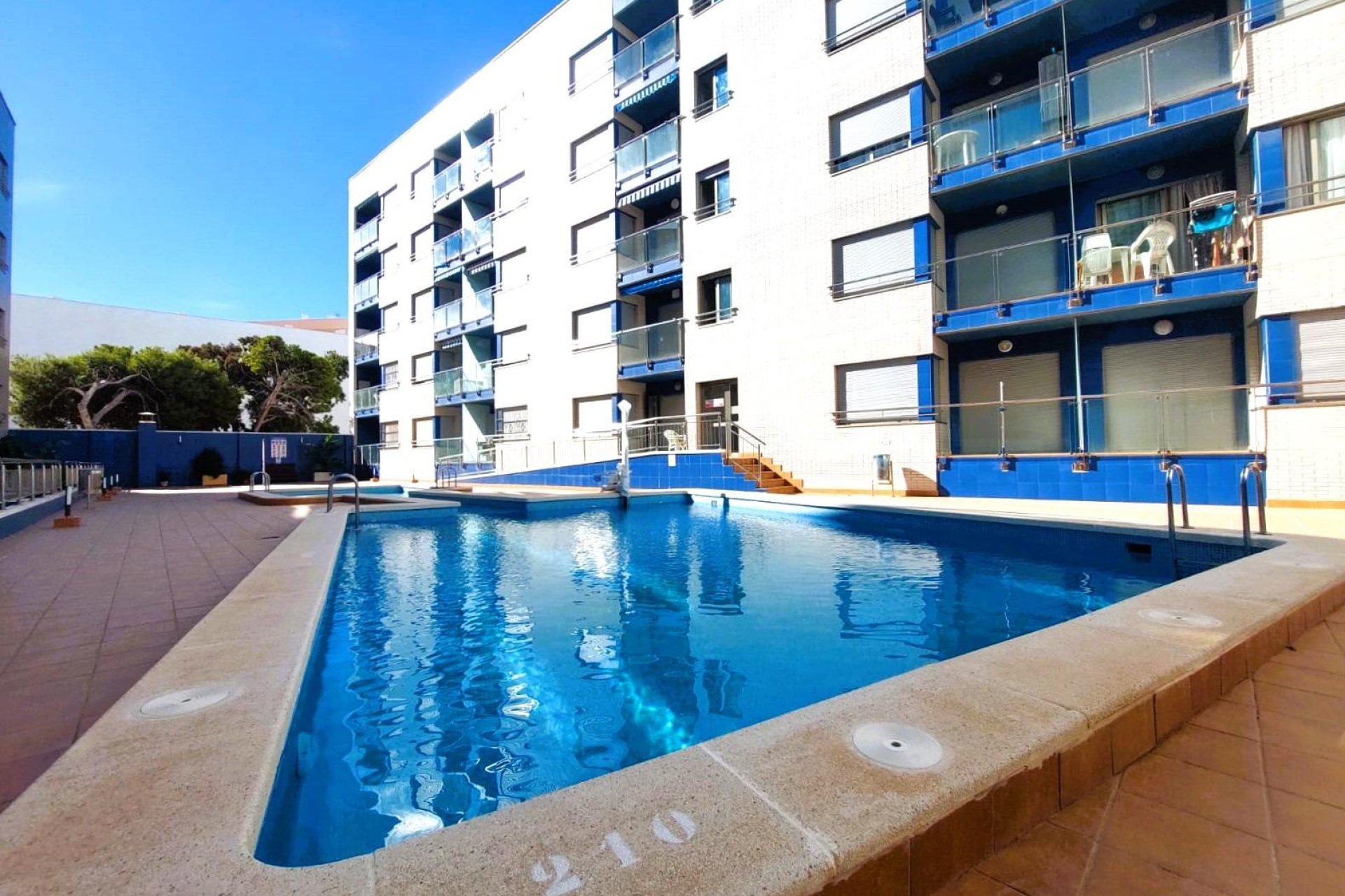 Herverkoop - Appartement / flat - Torrevieja - Playa de los Locos