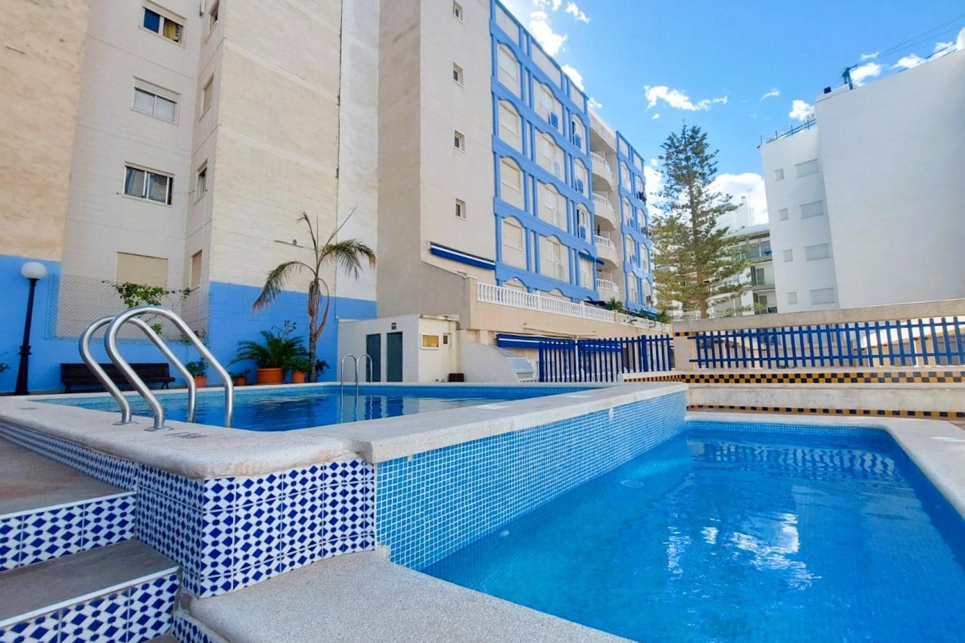 Herverkoop - Appartement / flat - Torrevieja - Playa de los Locos