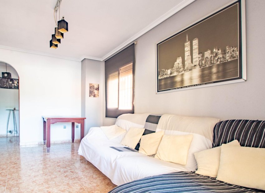 Herverkoop - Appartement / flat - Torrevieja - Playa de los locos