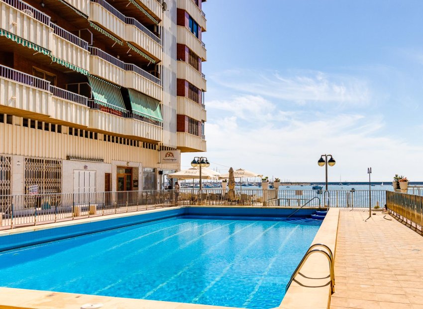 Herverkoop - Appartement / flat - Torrevieja - Playa del Acequión