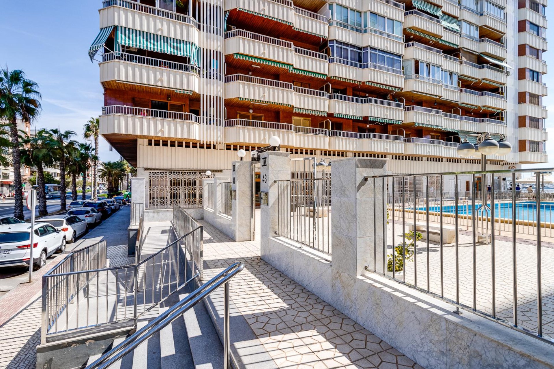 Herverkoop - Appartement / flat - Torrevieja - Playa del Acequión