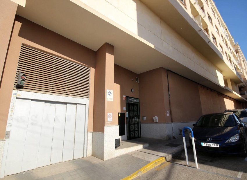 Herverkoop - Appartement / flat - Torrevieja - Playa del Cura