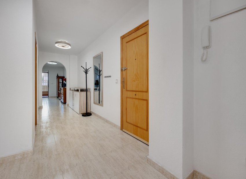 Herverkoop - Appartement / flat - Torrevieja - Playa del Cura