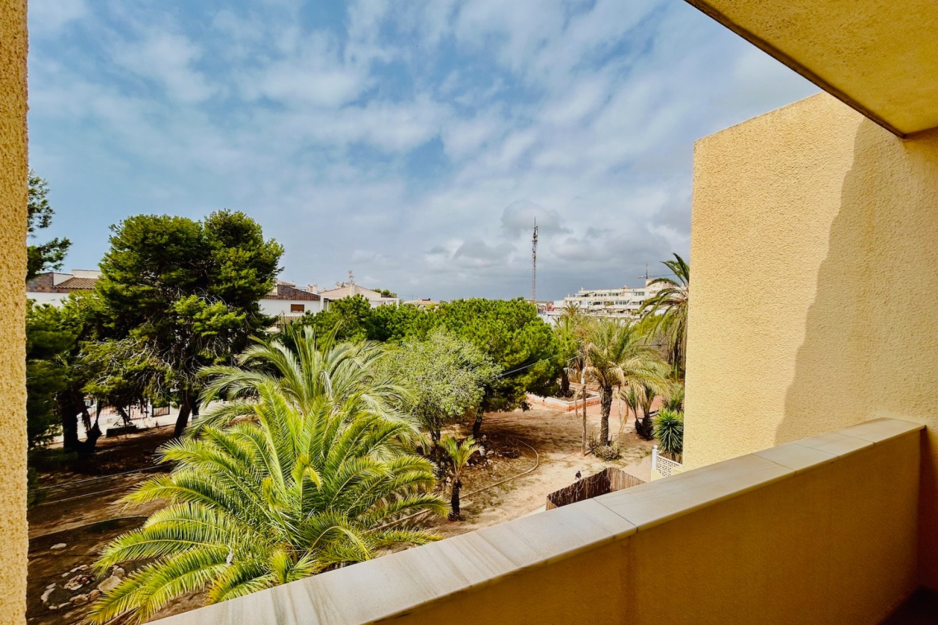 Herverkoop - Appartement / flat - Torrevieja - Punta Prima