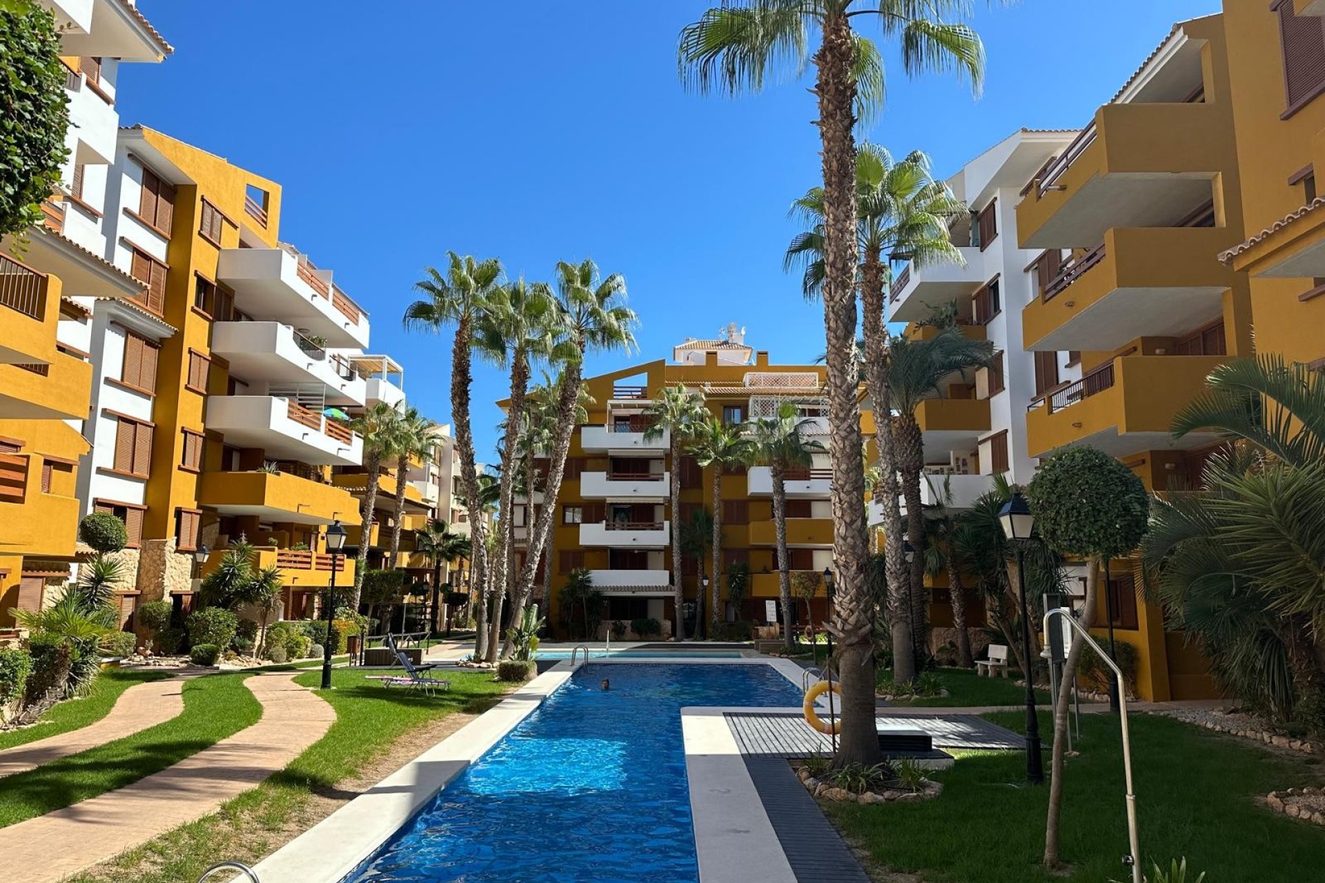 Herverkoop - Appartement / flat - Torrevieja - Punta Prima