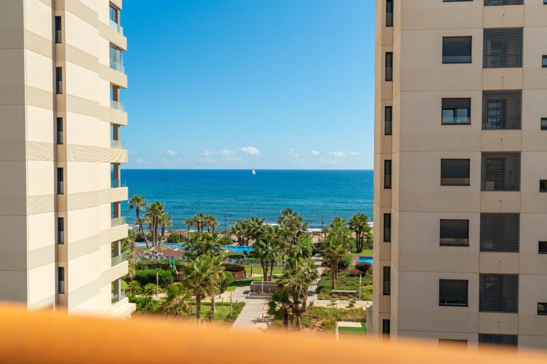 Herverkoop - Appartement / flat - Torrevieja - Punta Prima