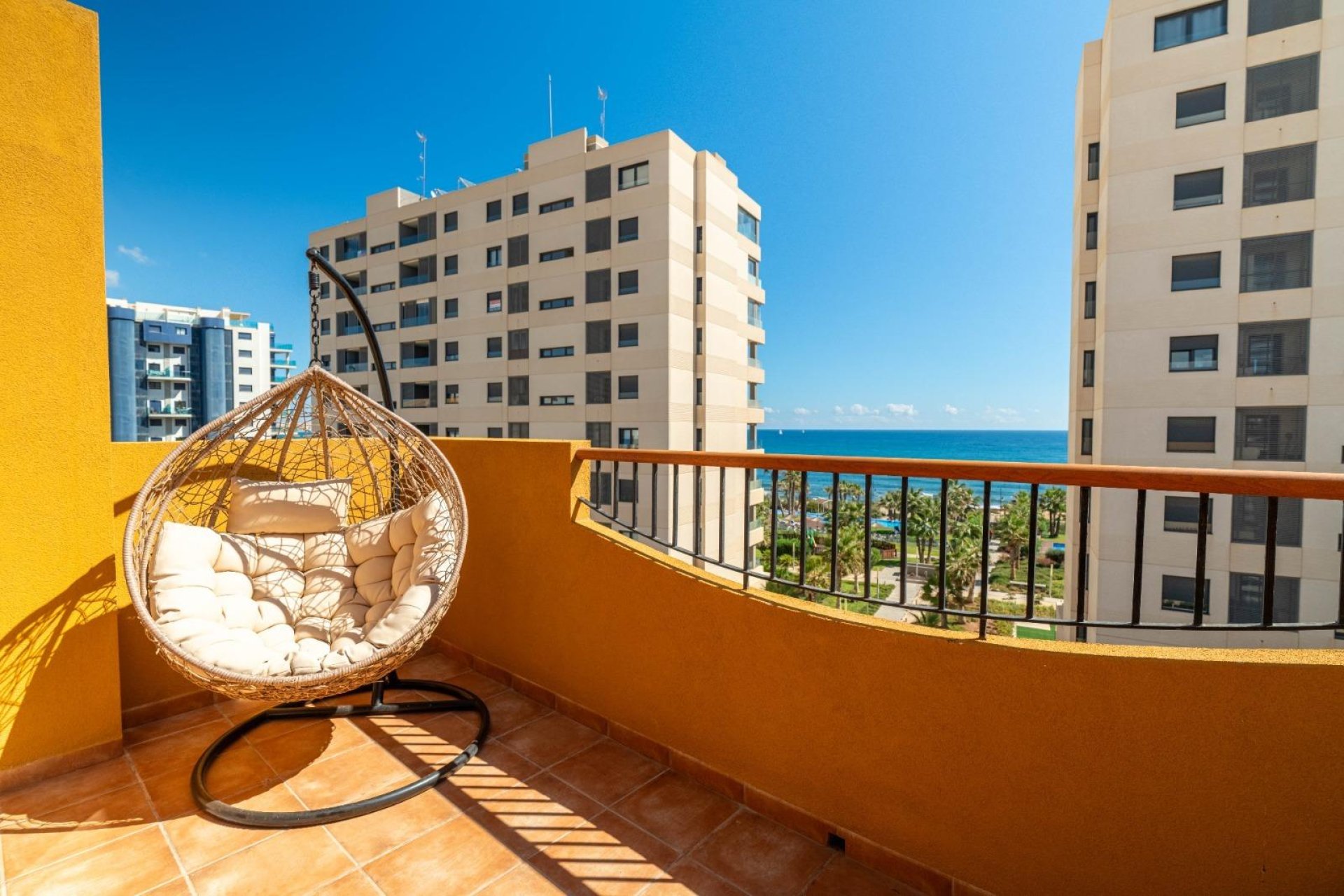 Herverkoop - Appartement / flat - Torrevieja - Punta Prima