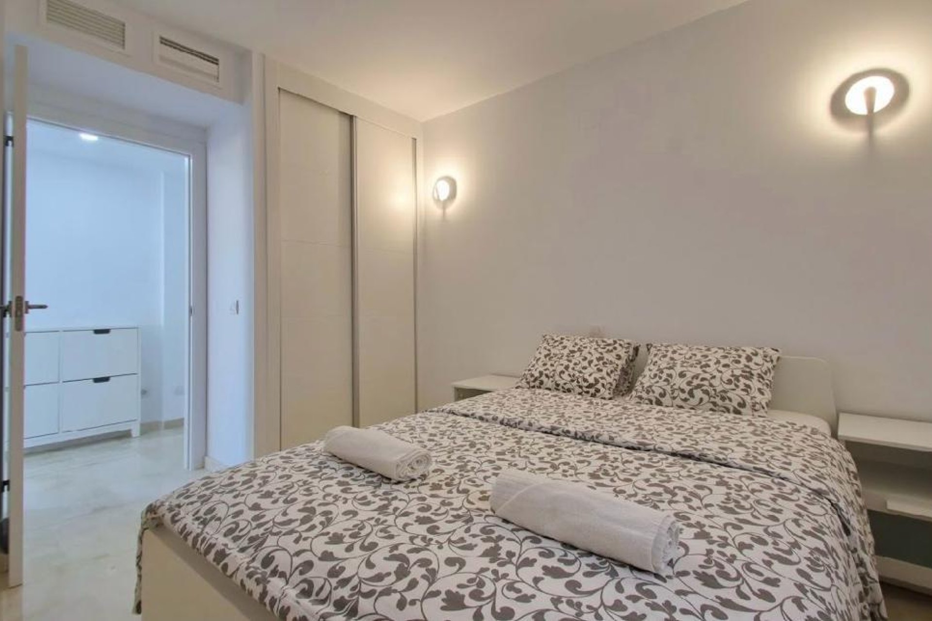 Herverkoop - Appartement / flat - Torrevieja - Punta Prima