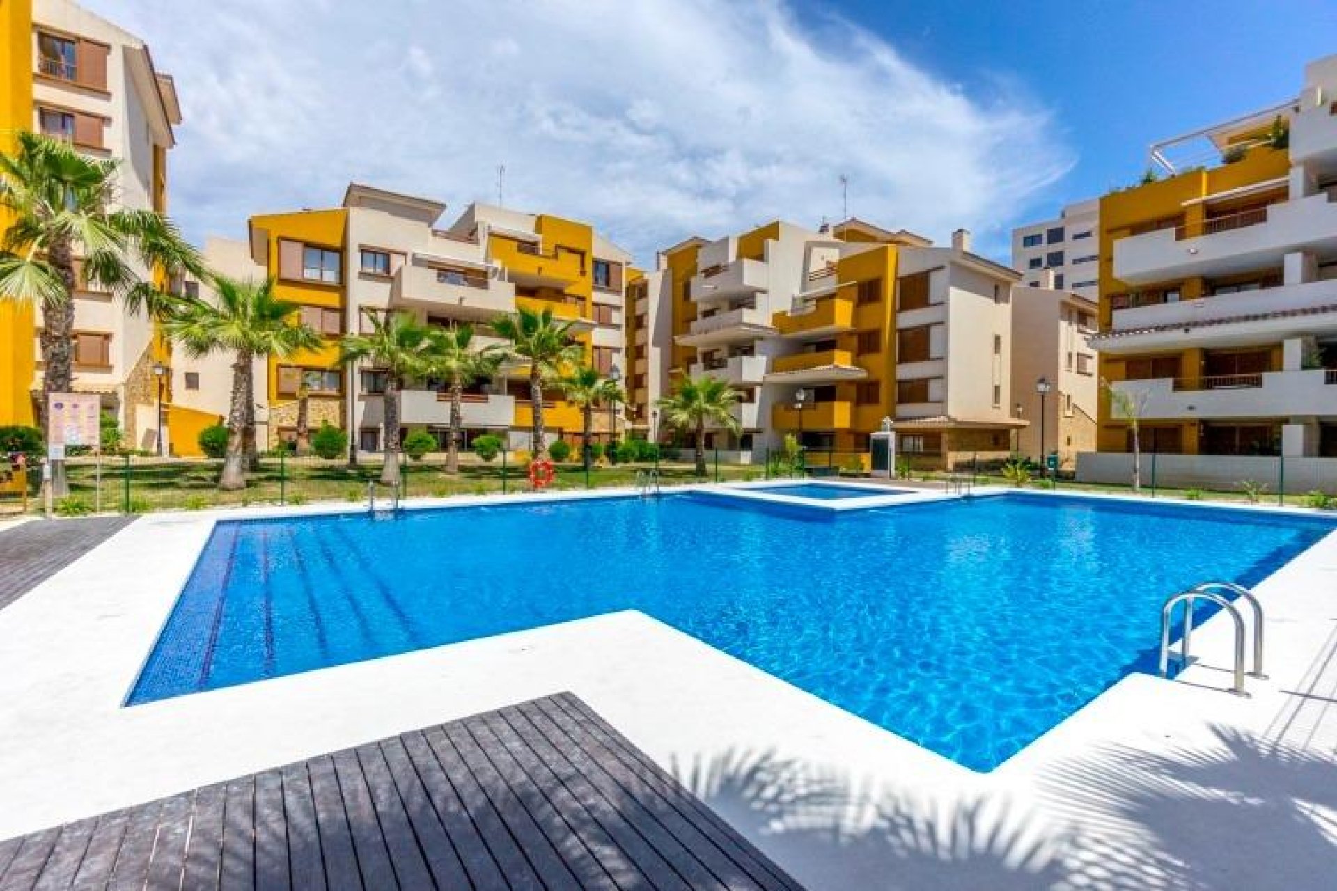 Herverkoop - Appartement / flat - Torrevieja - Punta prima