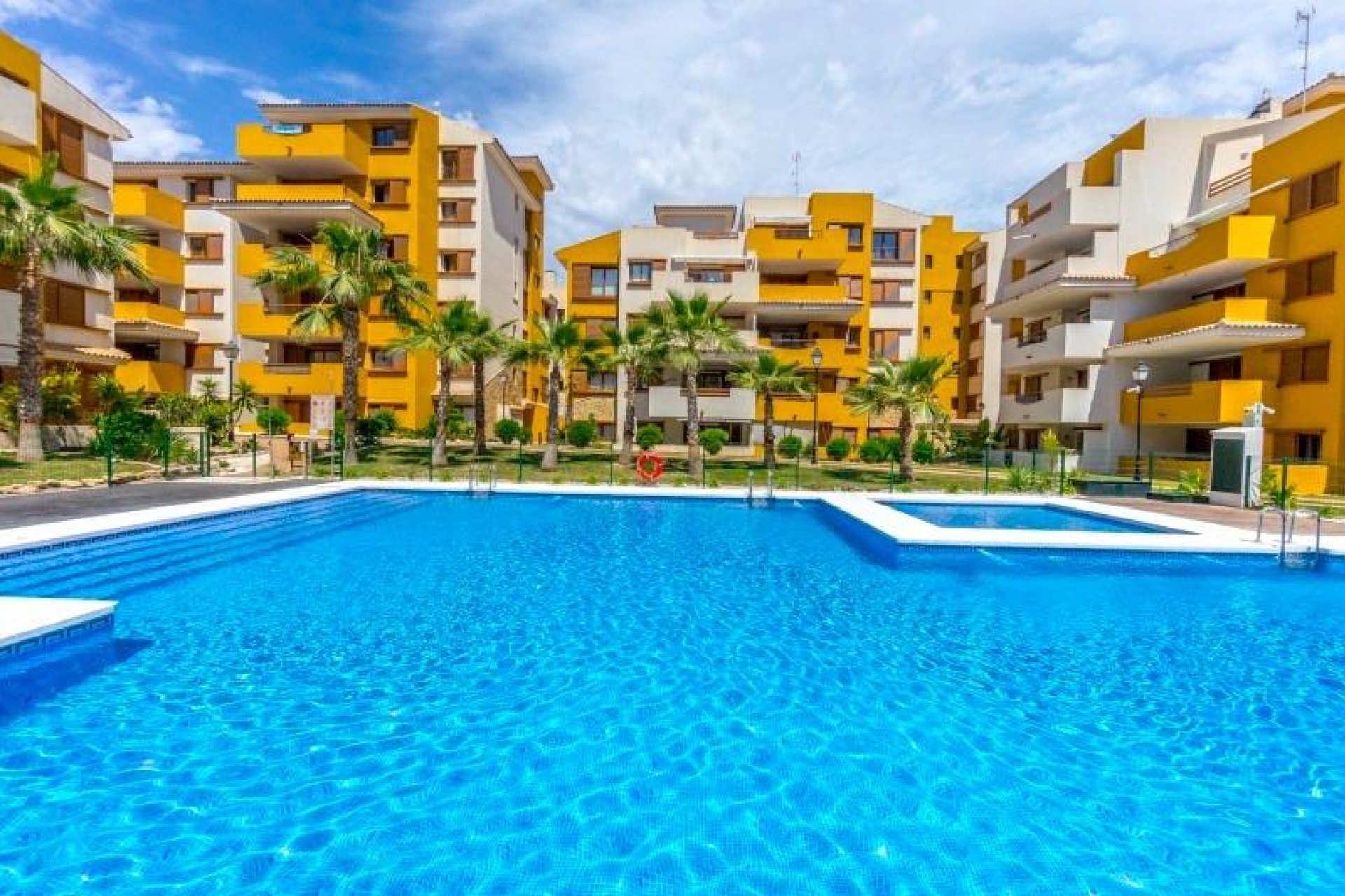 Herverkoop - Appartement / flat - Torrevieja - Punta prima