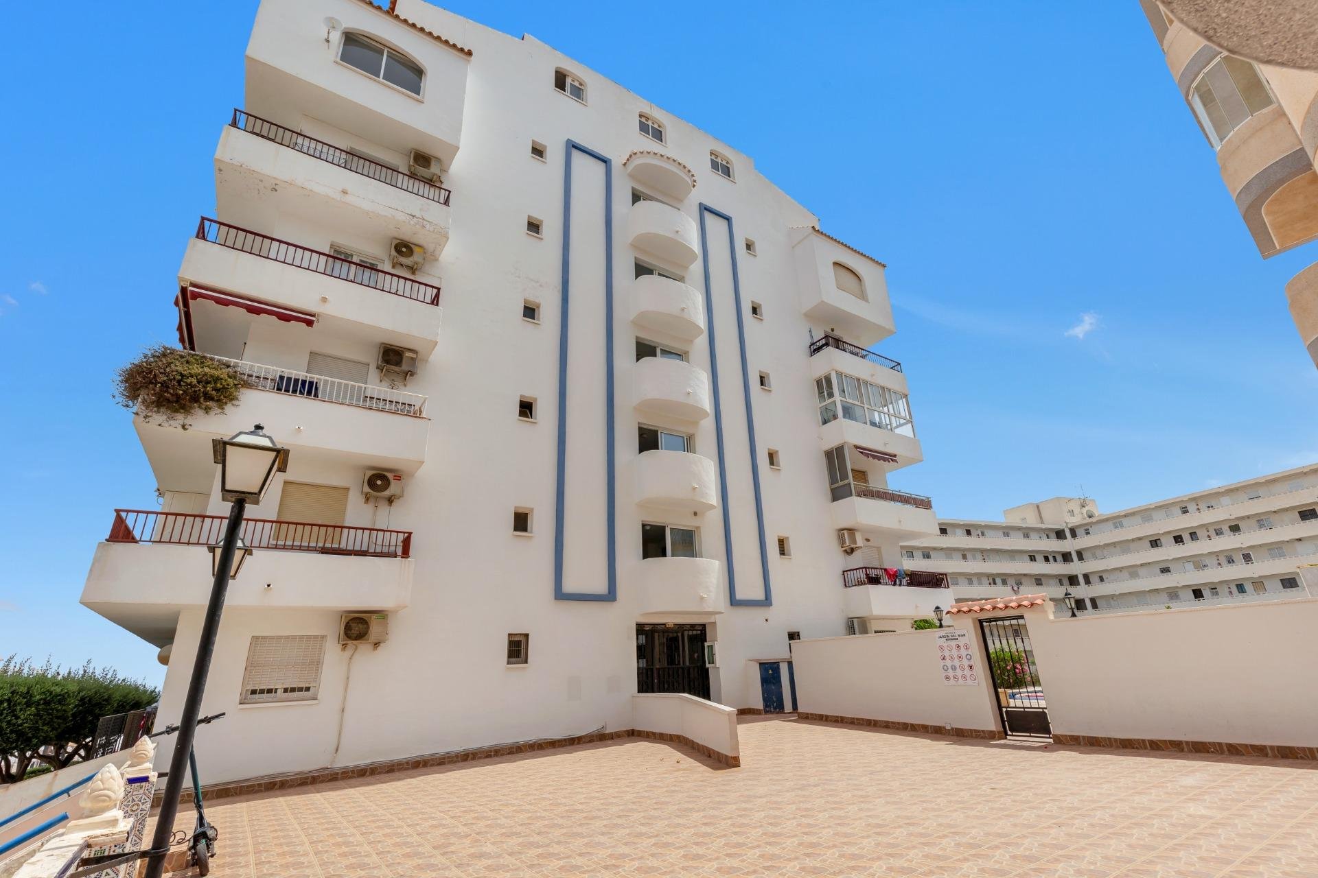 Herverkoop - Appartement / flat - Torrevieja - Torre la mata