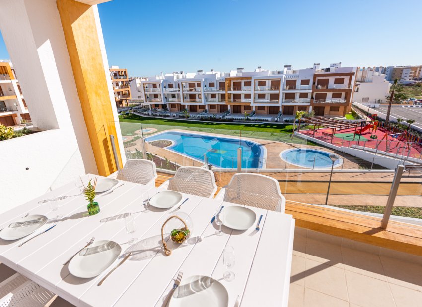 Herverkoop - Appartement / flat - Torrevieja - Villamartín-Las Filipinas